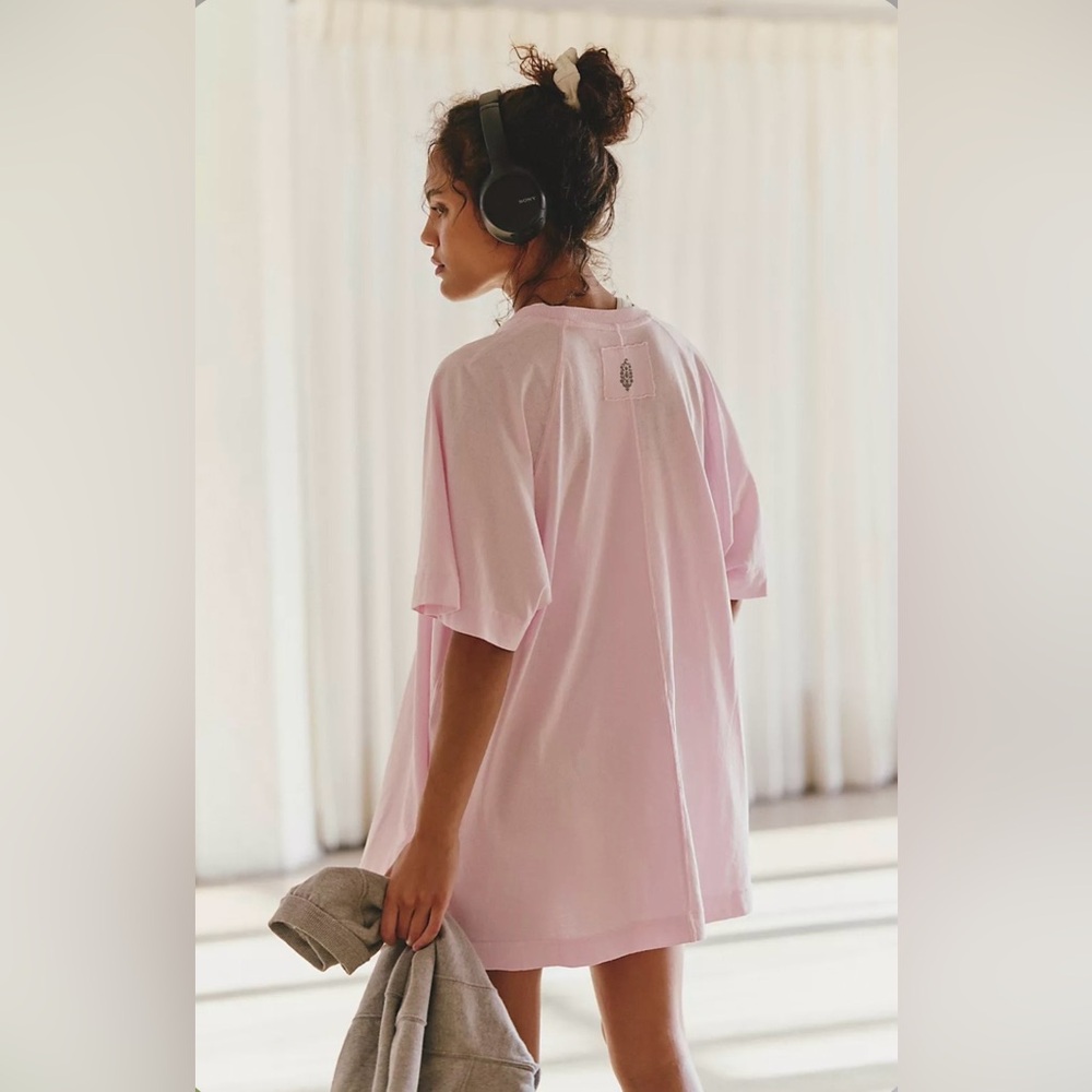 ▪️NWT Free People Icon Tee In Powder Pink